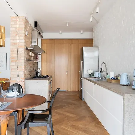 Lion - Barcelona Apartamento *